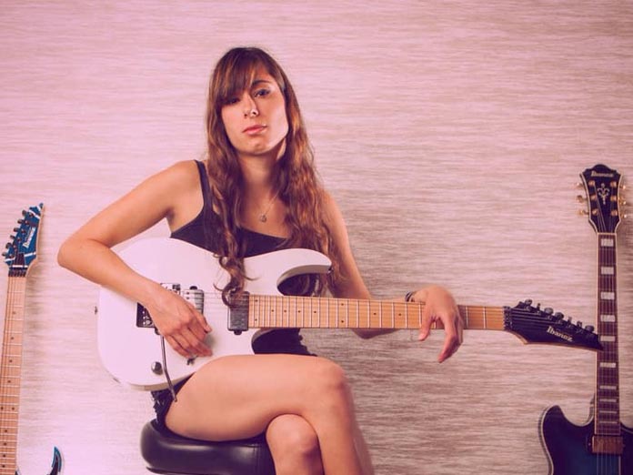 Nili Brosh-conheça seus trabalhos no Rock Progressivo